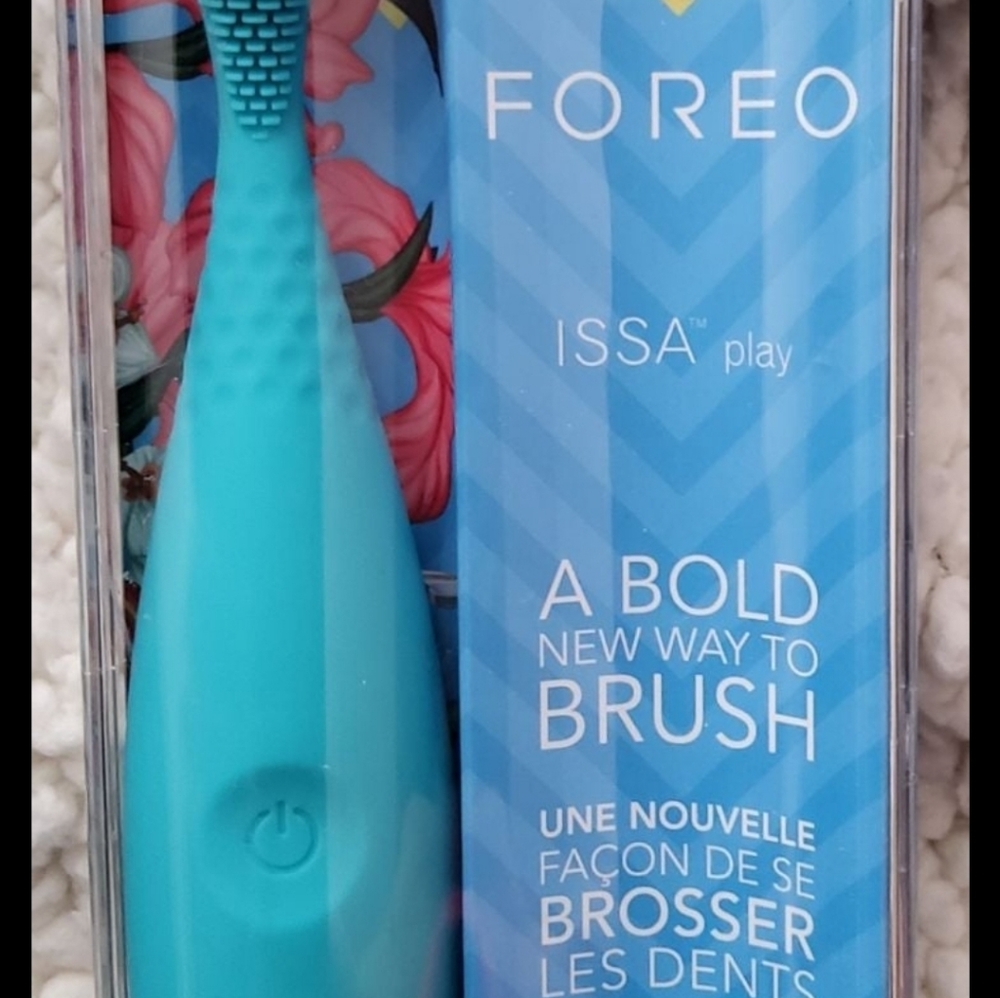Foreo issa play teal toothbrush